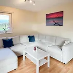 Ferienhaus 4 Bedroom Pet Friendly In *